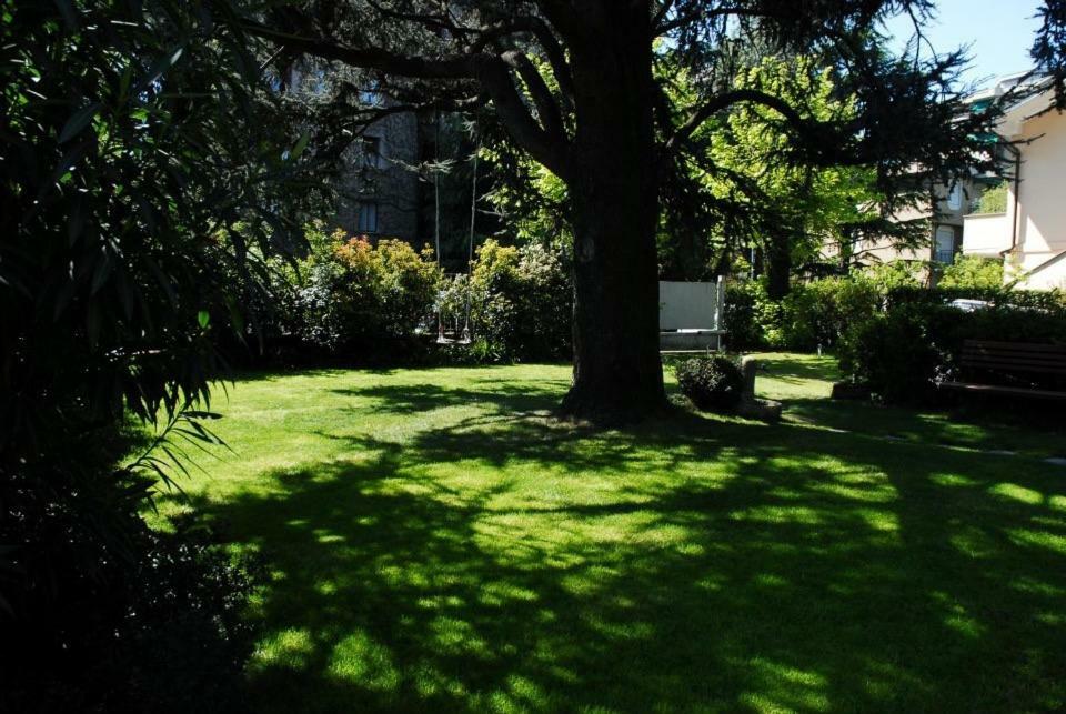 La Villa Del Cedro Monza Kültér fotó